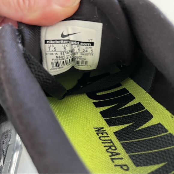 Nike Air Max Running Shoe Black - Picture 12 of 14